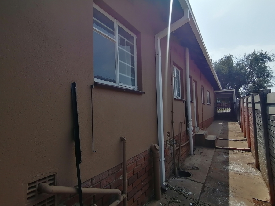 3 Bedroom Property for Sale in Randlespark North West